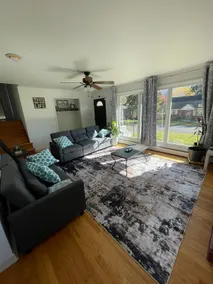 Charming house near PSU attraction - Image 3