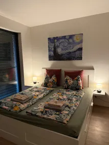 P&B cozy apartment |close to O2 arena | Parking - Image 4