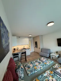 P&B cozy apartment |close to O2 arena | Parking - Image 3