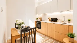GuestFirst- Modern Boho Charm in Kallio Helsinki Center - Image 3