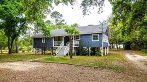 Pool•Beach 5m Away• Firepit• Game Room• Pool Table - Image 2
