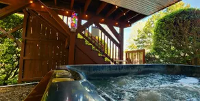 Large S Clt home with pool and hot tub! - Image 2