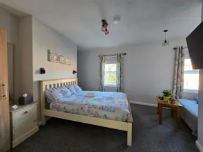 Family Room @ Southwell Stays - Image 4