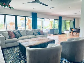 Indoor/outdoor desert retreat - Image 3