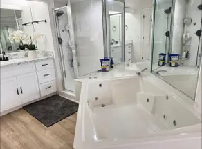 Spacious Orlando Apt w/ Jacuzzi Near Disney Parks! - Image 3
