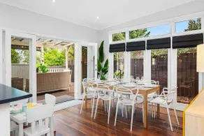 Spacious 4BR Home | Classic Australian Charm - Image 3