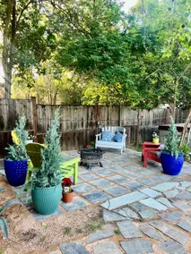 King Suite | Hot Tub | Yard | WiFi | 5 Stars - Image 4