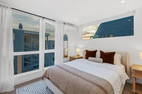 Upscale Seattle Escape | Stunning View | Parking - Image 4