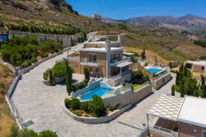 Dilira Villas - Image 2