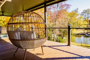 Hailey’s Lake House with Pool and Hot Tub. - Image 5