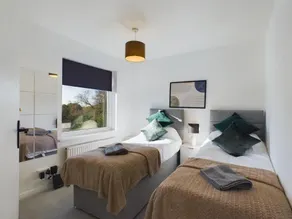 3 bed beautiful home which sleeps up to 6 - Image 2