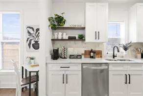 Cozy 2 bedroom Downtown Indianapolis Retreat - Image 5