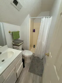 The Farm House Retreat - Image 5