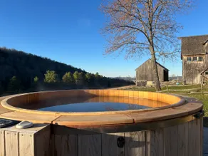 Barn Hollow Farm - Image 2