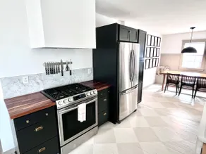 Cozy & Stylish 2BR, Full Kitchen Close to Downtown - Image 4