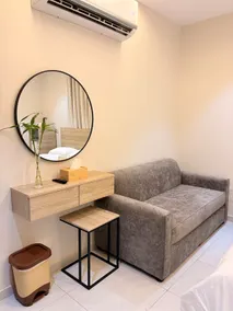 A stylishly furnished studio for a special night - Image 3