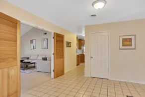 Spacious Home in Yuba City - Image 4