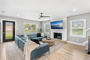 Chic Farmhouse Heated Pool Sleeps 12 - Image 2