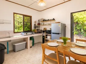 Amsterdam House - Hin Kong - Double King Bed - 4K SmartTV - Image 5
