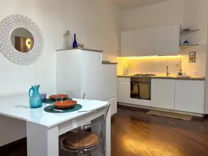[Very central] Comfortable three-room apartment - Image 3