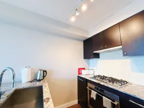 Two-bedroom, two-bathroom air-conditioned apartment in the public market - Image 3