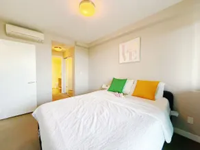 Two-bedroom, two-bathroom air-conditioned apartment in the public market - Image 2