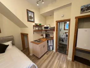 Located in Downtown Whitehorse - Basekamp - Image 2
