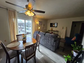 Lakewood Guest House/Private Parking. - Image 2