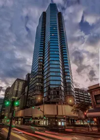 1bedroom/1bath full kitchen free parking downtown - Image 2