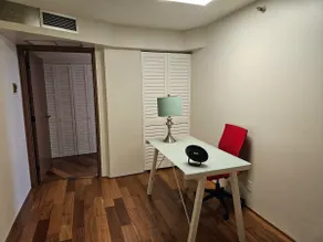 1bedroom/1bath full kitchen free parking downtown - Image 4