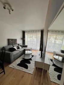 Modern apartment with balcony - Image 4