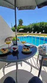 Villa avec barbecue, jardin et terrasse | Vue jardin - Image 3