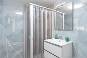 SeventeenHome Duomo, bright apartment, 3 minutes from the metro - Image 3