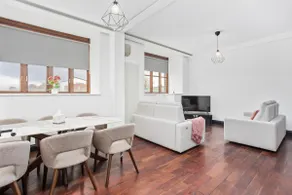 Modern 1890s Distillery Loft - Image 3