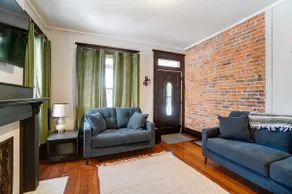 Victorian in Franklin Park - Image 5