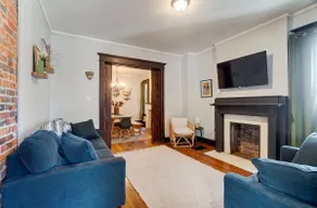 Victorian in Franklin Park - Image 4