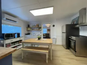 *Fun, Comfy 3BR in McGill & near Ely* - Image 5