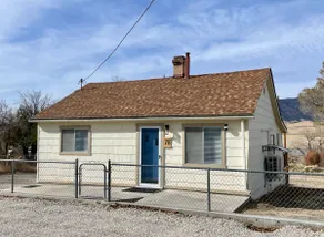 *Fun, Comfy 3BR in McGill & near Ely* - Image 2