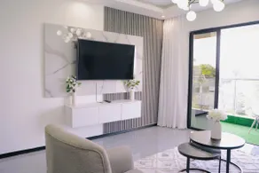 Stylish 2-Bedroom Retreat - Image 2