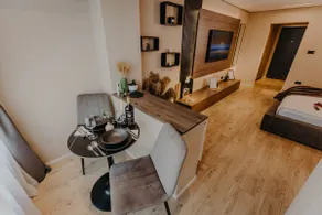 High-end Studio - 10 Mins Walk to City Center - Image 4