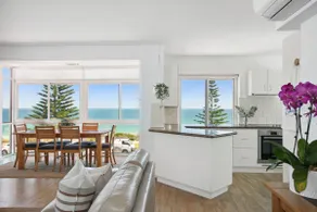 The Beachfront Cottesloe - Image 3