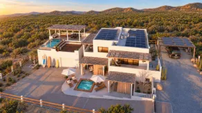 Grand Horizon Penthouse · Panoramic Ocean Views - Image 2