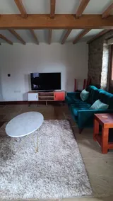 Cosy barn with stunning views in quiet hamlet - Image 3