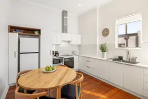 Light-Filled North Perth Stay Stylish & Central - Image 3