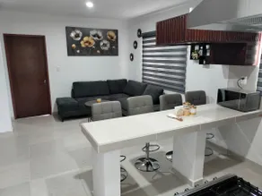Elegant, new and quiet near the beach - Image 3