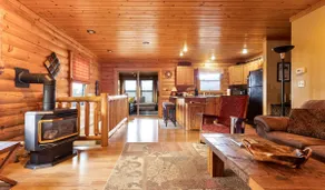 Aster Cabin | Hot tub | Ponds | Walking Trails - Image 3