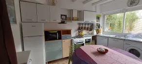 The cabin at the bottom of the garden. - Image 3