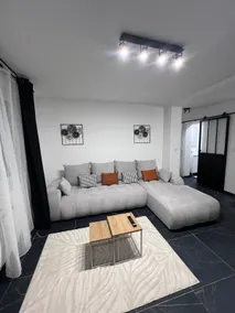 Chic and Cozy Space - Image 3