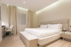 Independent Entrance Hotel Studio - Image 3