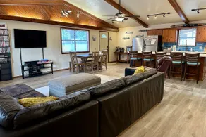 The Nest- Lake House with a View - Image 3